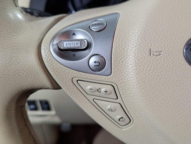 2017 INFINITI QX70 3.7L 6 Cyl AWD AWD