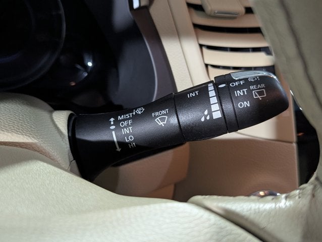 2017 INFINITI QX70 3.7L 6 Cyl AWD AWD