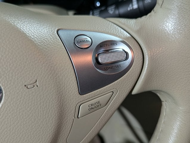 2017 INFINITI QX70 3.7L 6 Cyl AWD AWD