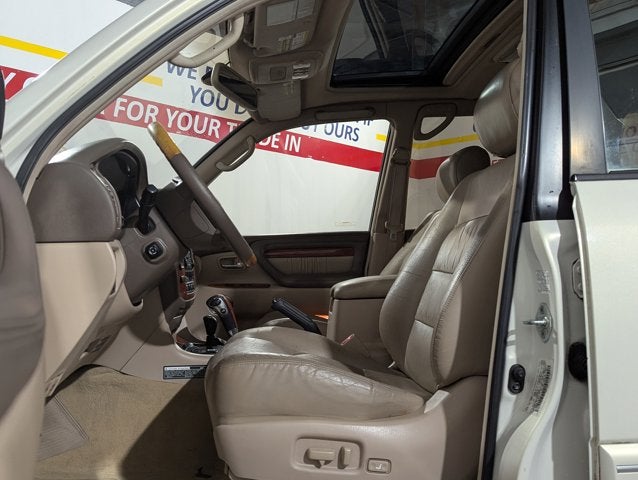 2001 Lexus LX 470 4dr SUV