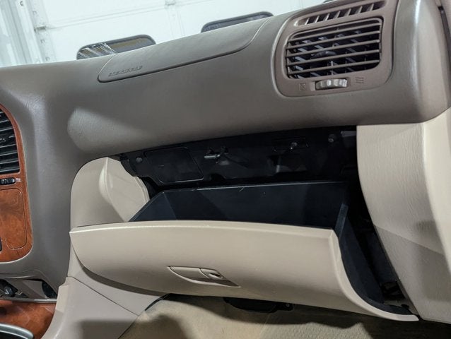 2001 Lexus LX 470 4dr SUV