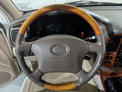 2001 Lexus LX 470 4dr SUV