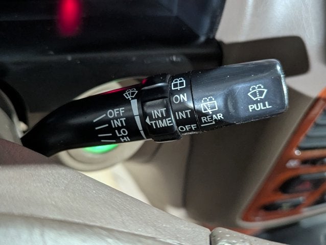 2001 Lexus LX 470 4dr SUV