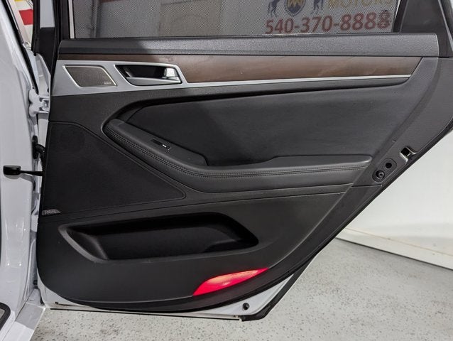 2018 Genesis G80 5.0L 8 Cyl 5.0L Ultimate RWD