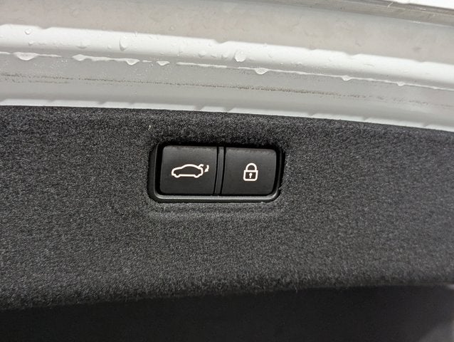 2018 Genesis G80 5.0L 8 Cyl 5.0L Ultimate RWD