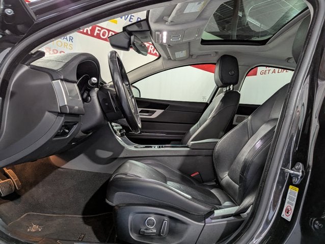 2019 Jaguar XF AWD Sedan 25t Prestige AWD