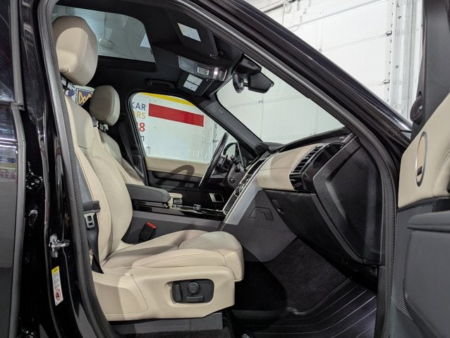 2020 Land Rover Discovery HSE