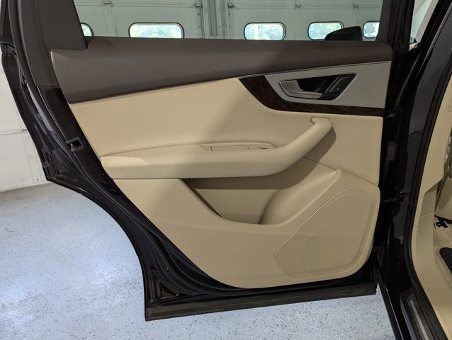 2019 Audi Q7 2.0L 4 Cyl Turbo AWD SE Premium 45 TFSI quattro