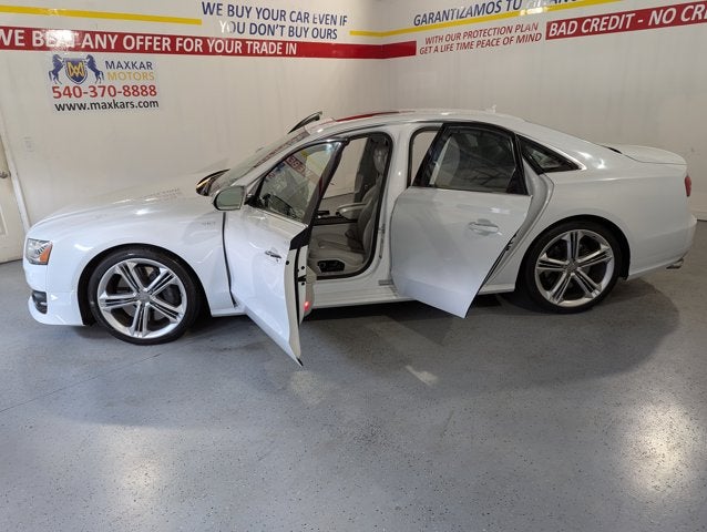 2015 Audi S8 4.0L V8 AWD 4dr Sdn