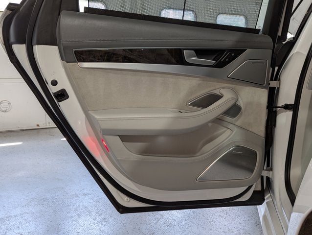 2015 Audi S8 4.0L V8 AWD 4dr Sdn