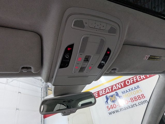 2015 Audi S8 4.0L V8 AWD 4dr Sdn