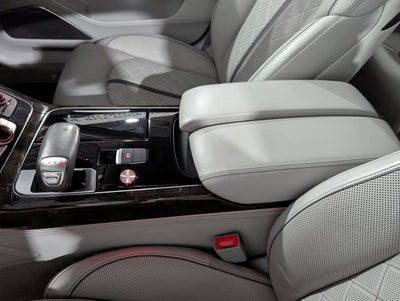 2015 Audi S8 4.0L V8 AWD 4dr Sdn